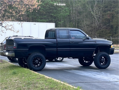 1 1996 Ram 1500 Dodge Base Rough Country Suspension Lift 5in Moto Metal M0970 Gloss Black