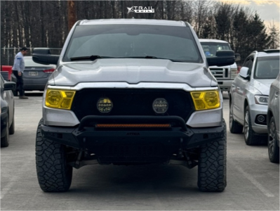 1 2019 1500 Ram Big Horn Rough Country Suspension Lift 35in Vision Nemesis Gunmetal