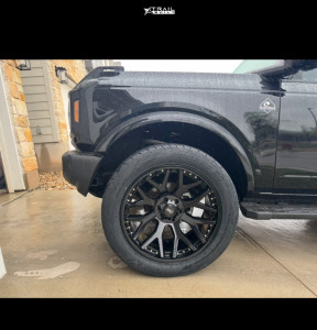 1 2024 Bronco Ford Outer Banks Stock Stock Rough Country 95 Series Gloss Black