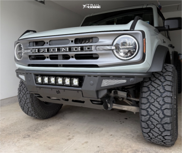 1 2023 Bronco Ford Big Bend Rough Country Leveling Kit Black Rhino Kelso Matte Black