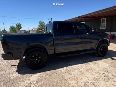 1 2019 1500 Ram Rebel Rough Country Suspension Lift 35in Fuel Shok Black