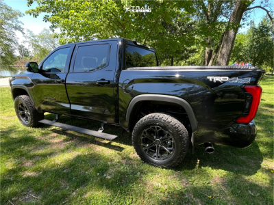 1 2025 Tundra Toyota Limited Unknown Suspension Lift 3in Fuel Hammerhead Black Tint