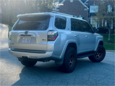 2019 Toyota 4Runner Wheel Offset Aggressive > 1" Outside Fender