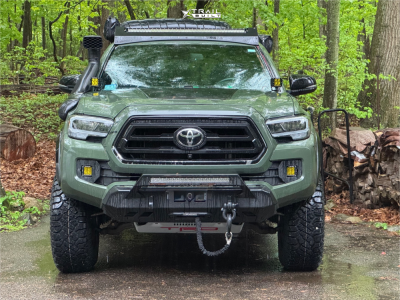 1 2022 Tacoma Toyota Limited Bilstein Suspension Lift 35in Black Rhino Legion Green
