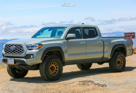1 2022 Tacoma Toyota Trd Off Road Rough Country Suspension Lift 35in Method Mr305 Bronze