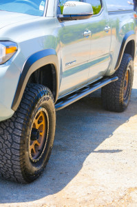 1 2022 Tacoma Toyota Trd Off Road Rough Country Suspension Lift 35in Method Mr305 Bronze