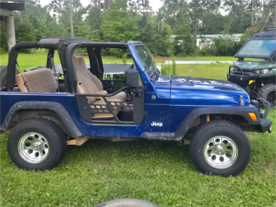 1999 Jeep TJ - 15x8 -27mm - Ion Bilt Style 171 - Stock Suspension - 255/75R15