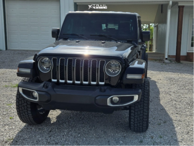 1 2023 Gladiator Jeep Overland Rough Country Suspension Lift 25in Vision Riot Chrome