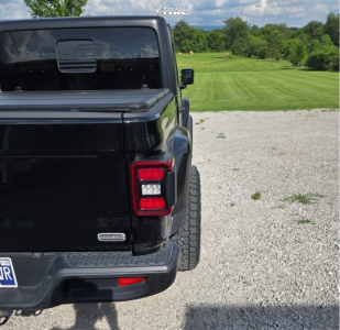 1 2023 Gladiator Jeep Overland Rough Country Suspension Lift 25in Vision Riot Chrome