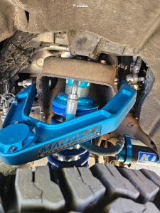 1 2023 Silverado 1500 Chevrolet Lt Kings 25 W Remote Reservoir Suspension Lift 3in Kmc Km549 Machined Black