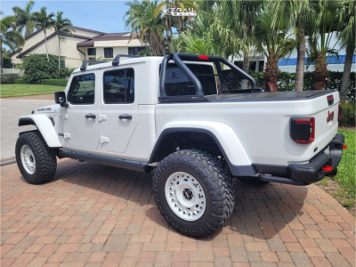 1 2024 Gladiator Jeep Rubicon Rough Country Suspension Lift 4in Black Rhino Axle Gloss White