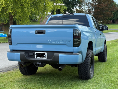 1 2014 Tundra Toyota Sr5 Rough Country Suspension Lift 35in Fuel Shok Black