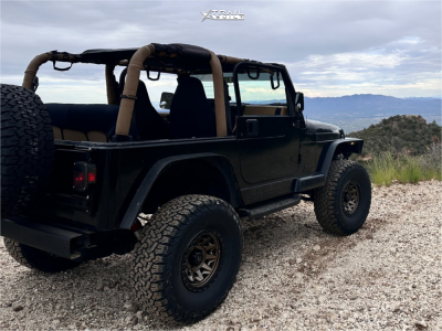 1 1998 Wrangler Jeep Sahara Unknown Suspension Lift 4in Fuel Covert Matte Black