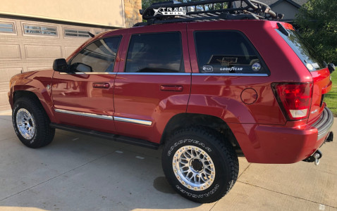 1 2005 Grand Cherokee Jeep Limited Bilstein Suspension Lift 3in Lock Offroad Wheels Combat Machined