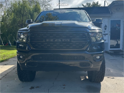 1 2023 1500 Ram Big Horn Rough Country Suspension Lift 6in Fuel Covert Bronze