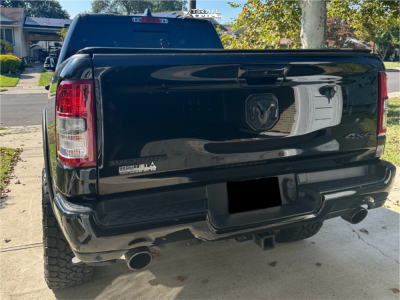 1 2023 1500 Ram Big Horn Rough Country Suspension Lift 6in Fuel Covert Bronze