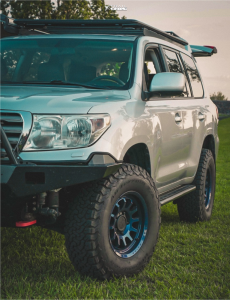 1 2009 Land Cruiser Toyota Base Unknown Lifted Black Rhino Rapid Blue