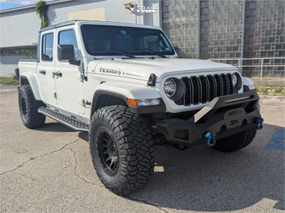 1 2023 Gladiator Jeep Texas Trail Rough Country Leveling Kit Fuel Fortress Matte Black