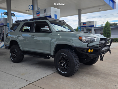 2022 Toyota 4Runner - 17x9 0mm - RTX Offroad Zion - Suspension Lift 3" - 295/70R17