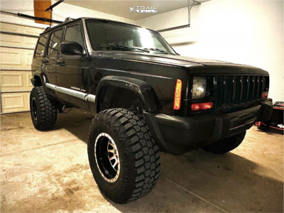 1999 Jeep Cherokee - 15x10 -44mm - Full Throttle Ft-5092 - Suspension Lift 4.5" - 32" x 11.5"