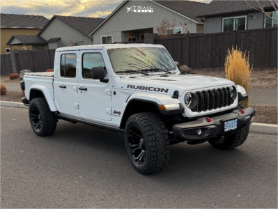 2025 Jeep Gladiator - 20x10 -18mm - Fuel 560 - Stock Suspension - 35" x 12.5"