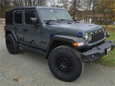 2025 Jeep Wrangler - 17x8.5 0mm - Black Rhino Chamber - Suspension Lift 2.5" - 35" x 11.5"
