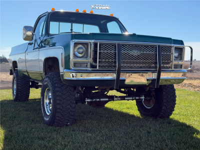 1979 Chevrolet K10 - 15x10 -45mm - Mickey Thompson Classic Iii - Suspension Lift 4" - 35" x 12.5"