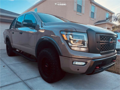 2021 Nissan TITAN - 18x9 0mm - Vortek Vrd-703 - Leveling Kit - 33" x 12.5"