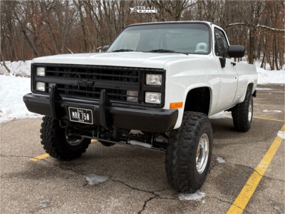 1986 Chevrolet K20 - 16x10 -38mm - Alloy Ion Style 171 - Suspension Lift 6" - 35" x 10.5"