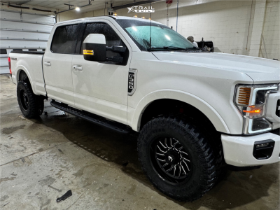 2022 Ford F-350 Super Duty - 20x10 -18mm - Fuel Hurricane - Stock Suspension - 37" x 12.5"