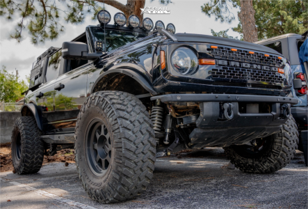 2024 Ford Bronco Sasquatch - 17x9 -12mm - Method MR701 - Suspension Lift 3" - 37" x 12.5"