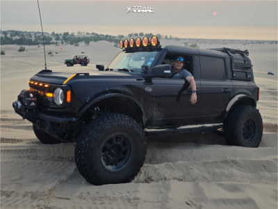 2024 Ford Bronco Sasquatch - 17x9 -12mm - Method MR701 - Suspension Lift 3" - 37" x 12.5"