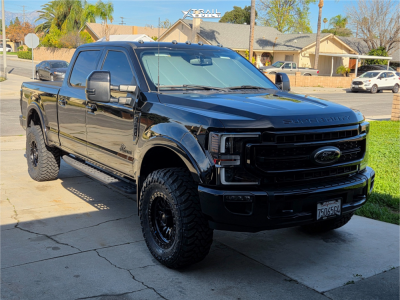 2022 Ford F-250 Super Duty - 18x9 -12mm - Fuel Rincon - Suspension Lift 2.5" - 35" x 12.5"