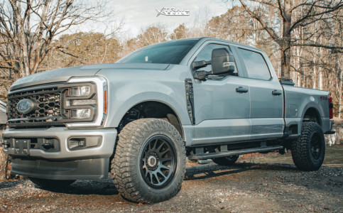 2024 Ford F-250 Super Duty - 20x10 -18mm - Lock Offroad Wheels Yosemite - Stock Suspension - 35" x 12.5"