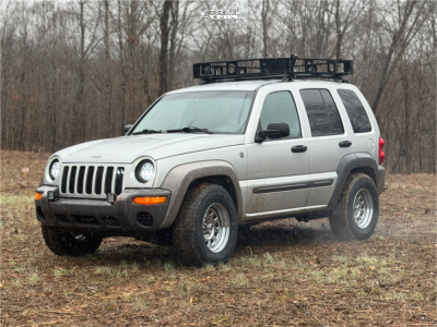 2004 Jeep Liberty - 16x8 -6mm - Rough Country Steel Wheel - Stock Suspension - 245/65R16