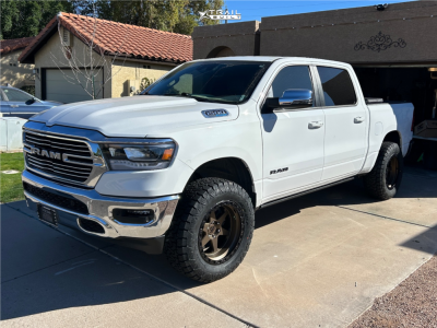 2023 Ram 1500 - 20x10 -24mm - Lock Offroad Wheels Olympus - Suspension Lift 3.5" - 35" x 12.5"
