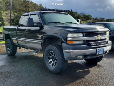 2001 Chevrolet Silverado 2500 HD - 17x8.5 18mm - G-FX Tr19 - Suspension Lift 3" - 305/70R17