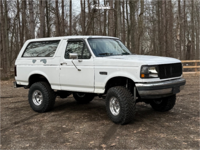 1994 Ford Bronco - 15x10 -38mm - Icon Alloys Style 171 - Suspension Lift 4" - 33" x 12.5"