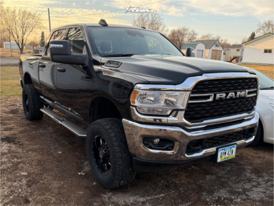 2024 Ram 2500 - 18x9 -12mm - Anthem Off-Road Equalizer - Suspension Lift 2.5" - 35" x 12.5"