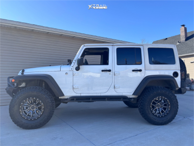 2013 Jeep Wrangler - 18x9 -12mm - Fuel Rebel 5 - Suspension Lift 2.5" - 37" x 12.5"