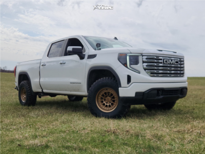 2023 GMC Sierra 1500 - 17x8.5 0mm - KMC Km719 - Suspension Lift 3.5" - 35" x 12.5"