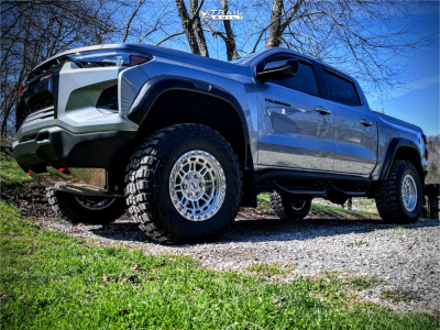 2025 Chevrolet Colorado - 17x9 0mm - DTS 603ms - Leveling Kit - 295/70R17