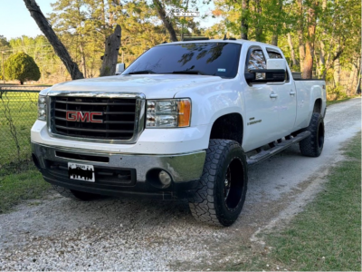 2008 GMC Sierra 2500 HD - 20x12 -44mm - TIS 544bm - Leveling Kit - 35" x 12.5"