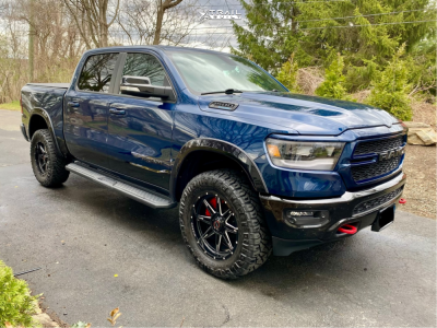 2022 Ram 1500 - 20x9 0mm - Wicked Offroad W905 - Suspension Lift 2.5" - 35" x 12.5"