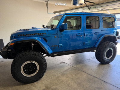 2023 Jeep Wrangler Rubicon 392 - 17x9 -38mm - KMC Km235 - Suspension Lift 3.5" - 37x12.5