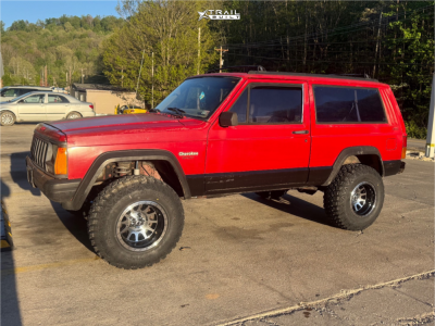 1993 Jeep Cherokee - 15x10 -44mm - Full Throttle Ft-5092 - Suspension Lift 3" - 31" x 10.5"