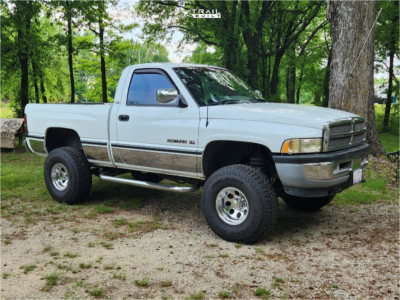 1997 Dodge Ram 1500 - 15x10 -38mm - Icon Alloys Style 171 - Body Lift 3" - 35" x 12.5"
