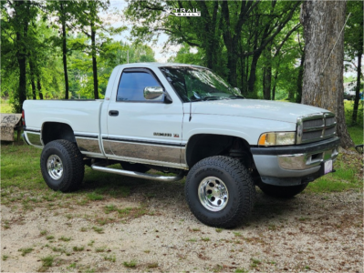 1997 Dodge Ram 1500 - 15x10 -38mm - Alloy Ion Style 171 - Body Lift 3" - 35" x 12.5"