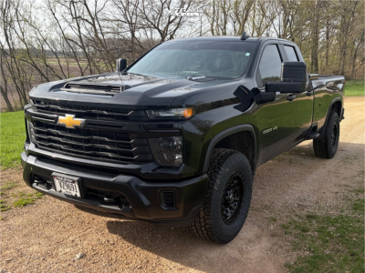 2025 Chevrolet Silverado 2500 HD - 18x9 20mm - Fuel Covert - Stock Suspension - 35" x 12.5"