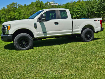 2017 Ford F-250 Super Duty - 18x9 6mm - Icon Alloys Hulse - Level 2" Drop Rear - 35" x 12.5"